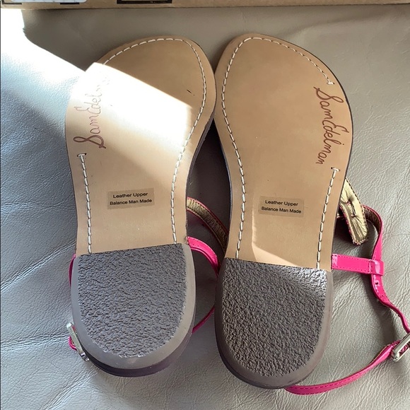 NWOT Sam Edelman Size 6 Gigi Sandal Pink Snake - Picture 4 of 4